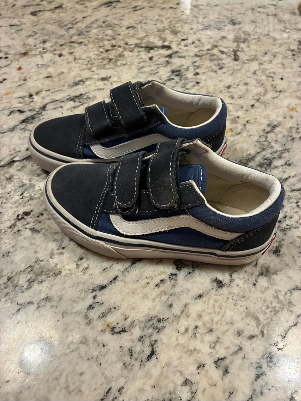 Vans Navy and White Kids Velcro Skate Shoes. 12
